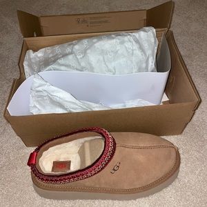 Ugg Chestnut Tazz Platforms. US Size 8.